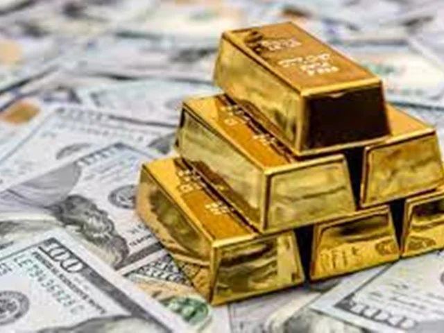 قیمت طلا، سکه و دلار امروز یکشنبه ۱۷ دی ۱۴۰۲/ دلار ارزان شد؛ طلا گران