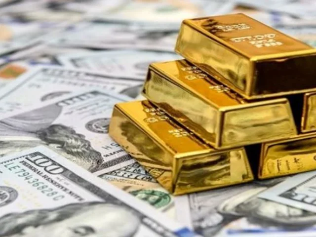 نرخ ارز، سکه طلا امروز شنبه ۷ بهمن ۱۴۰۲ / کاهش قیمت دلار و طلا